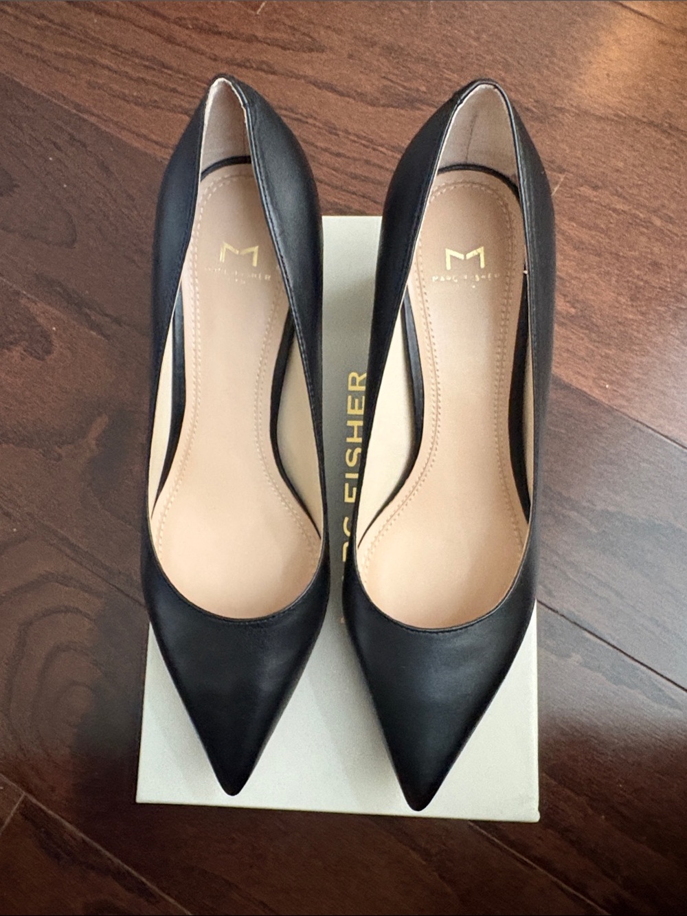 Marc Fisher Black Leather Pointed-Toe Pumps. 7.5 Wide